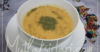 Süzme Mercimek Çorbası (unlu)