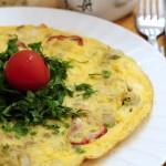 Soğanlı Hindibalı Omlet