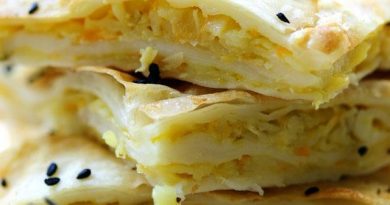 Patatesli Pırasalı Börek