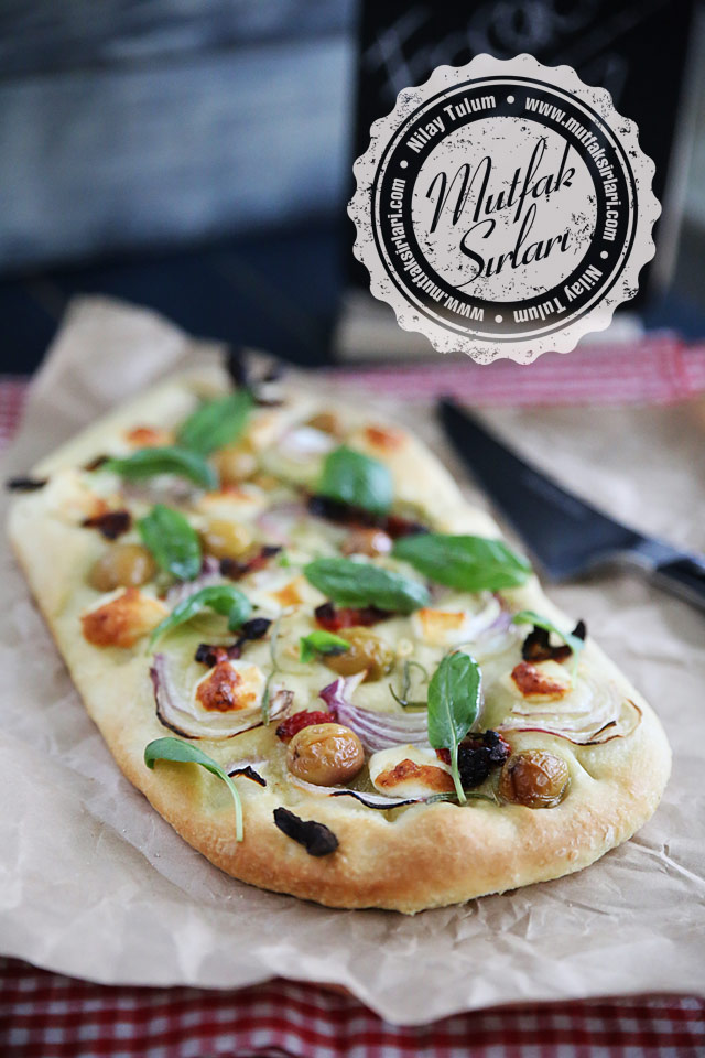 soğanlı focaccia