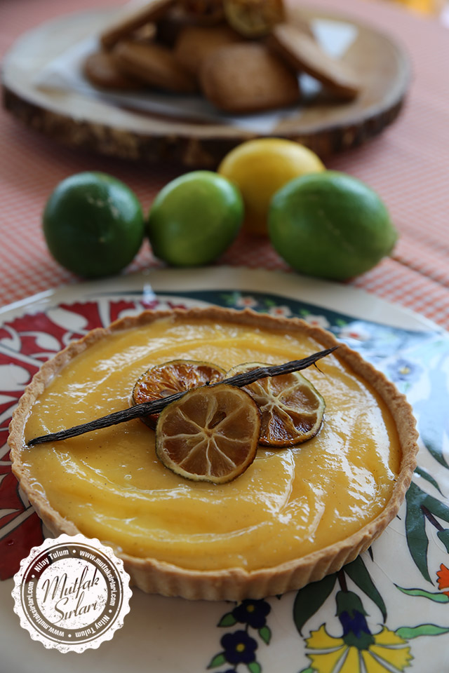 Limon Kremalı Ananaslı Tart