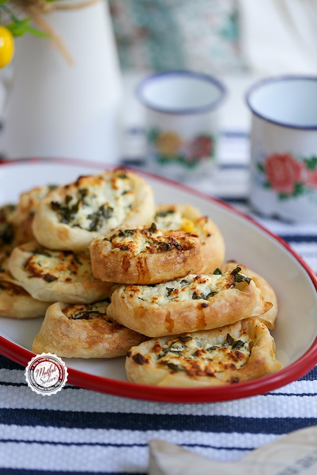 Peynirli Sandal Börek